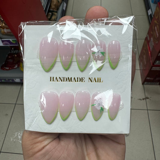 GK Beauty Nails 1 of 1