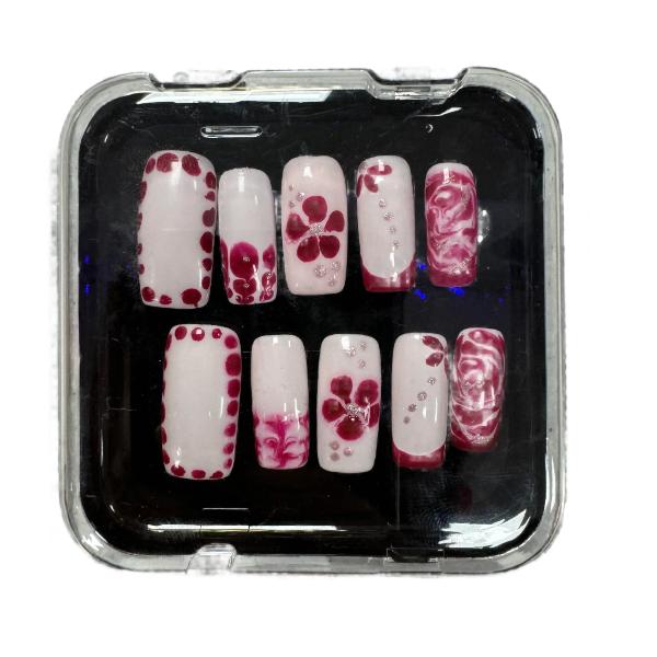 GK Beauty Nails (Red)